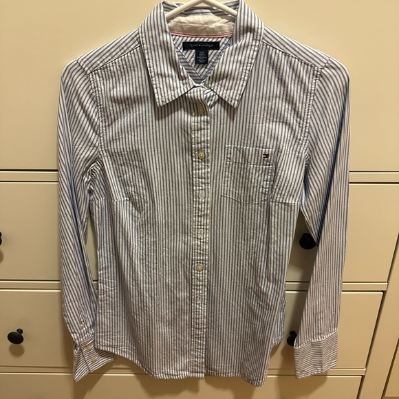 NWOT Tommy Hilfiger button down shirt - Picture 1 of 4
